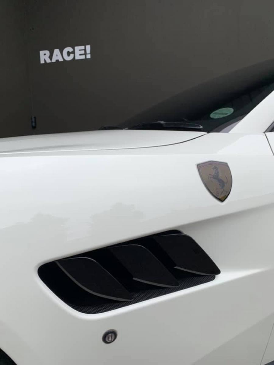 Детали экстерьера Ferrari GTC4Lusso T by RACE! 2019 года  (фото 7 из 13)